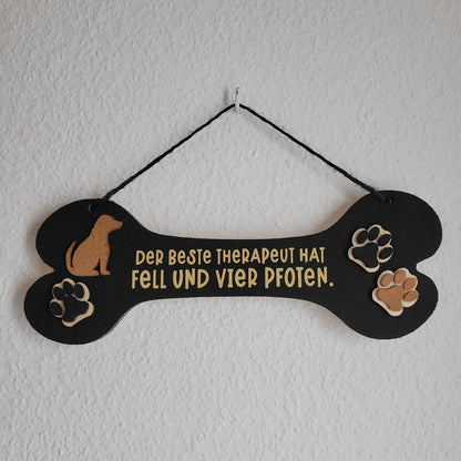 Hundeknochen aus Filz mit Pfoten